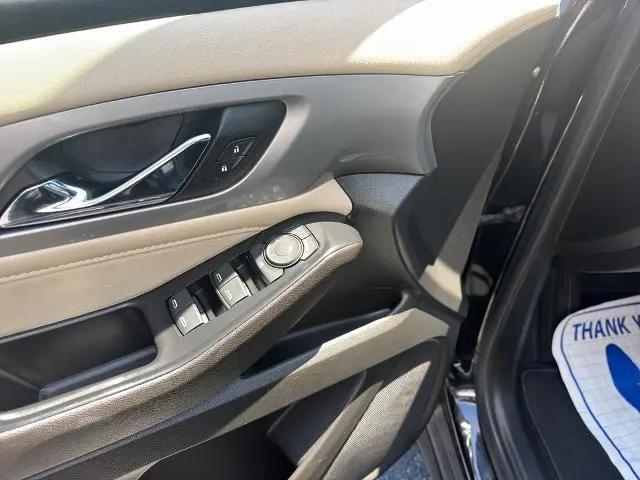 2022 Chevrolet Traverse AWD LS