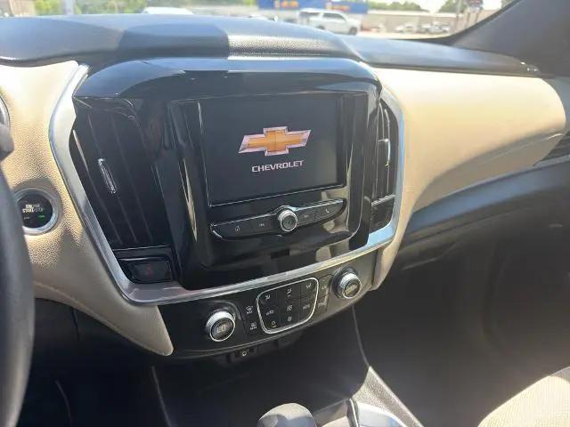 2022 Chevrolet Traverse AWD LS