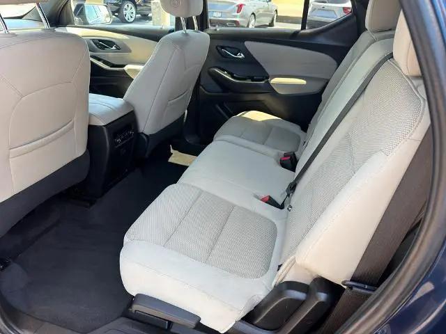2023 Chevrolet Traverse FWD LS
