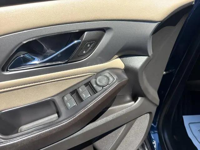 2023 Chevrolet Traverse FWD LS