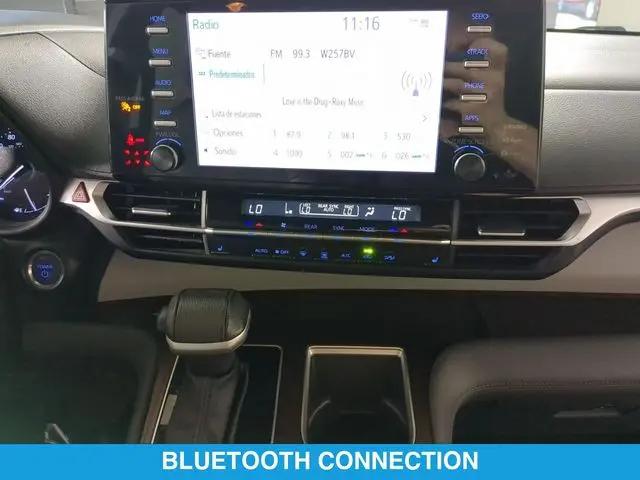 2023 Toyota Sienna XLE