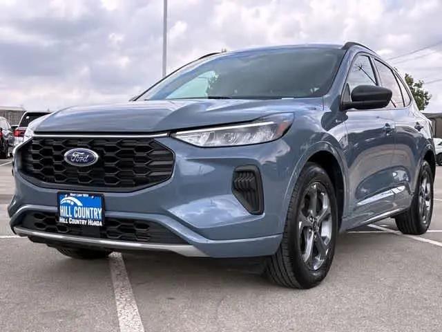 2024 Ford Escape ST-Line