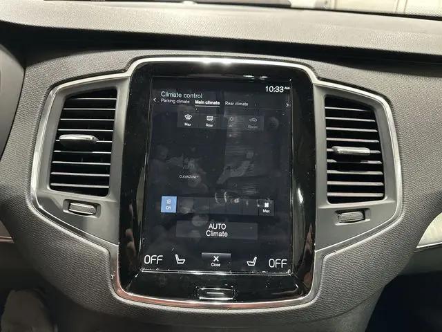2022 Volvo XC90 T5 Momentum 7 Passenger