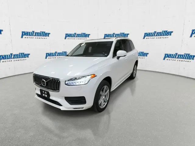 2022 Volvo XC90 T5 Momentum 7 Passenger