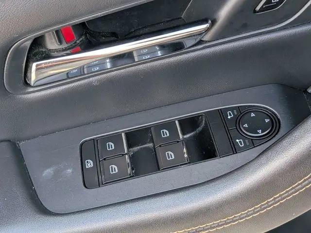 2024 Mazda X-90 3.3 Turbo Premium