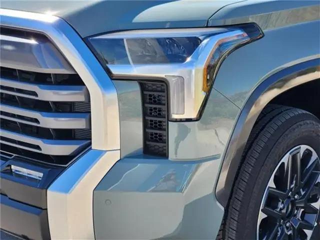 2026 Toyota Tundra Limited CrewMax 5.5' Bed