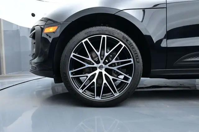 2025 Porsche Macan Macan