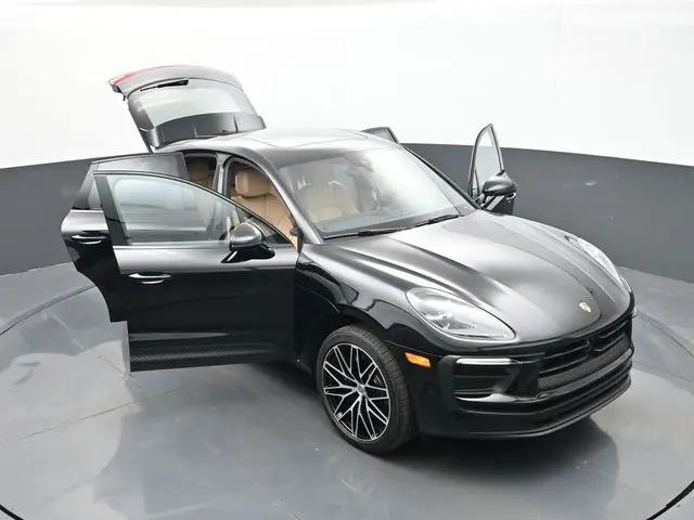 2025 Porsche Macan Macan