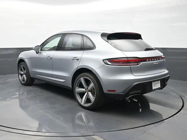 2025 Porsche Macan Macan