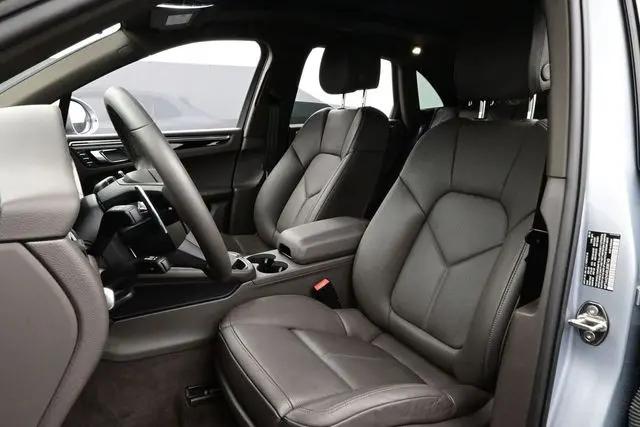2025 Porsche Macan Macan