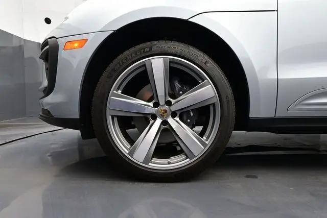 2025 Porsche Macan Macan