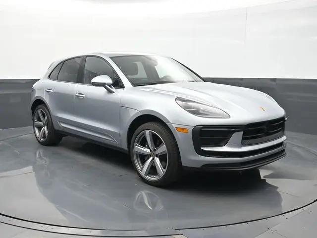 2025 Porsche Macan Macan