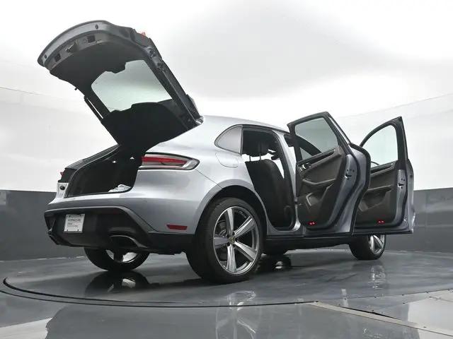 2025 Porsche Macan Macan