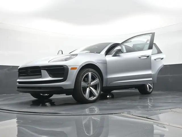 2025 Porsche Macan Macan