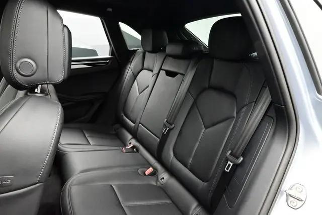 2025 Porsche Macan Macan