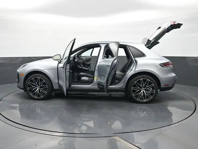 2025 Porsche Macan Macan