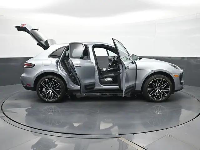 2025 Porsche Macan Macan