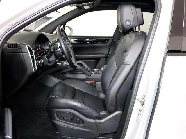 2023 Porsche Cayenne Cayenne