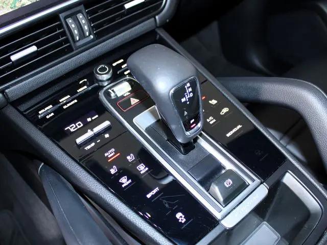 2023 Porsche Cayenne Cayenne