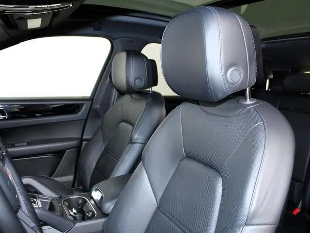 2023 Porsche Cayenne Cayenne