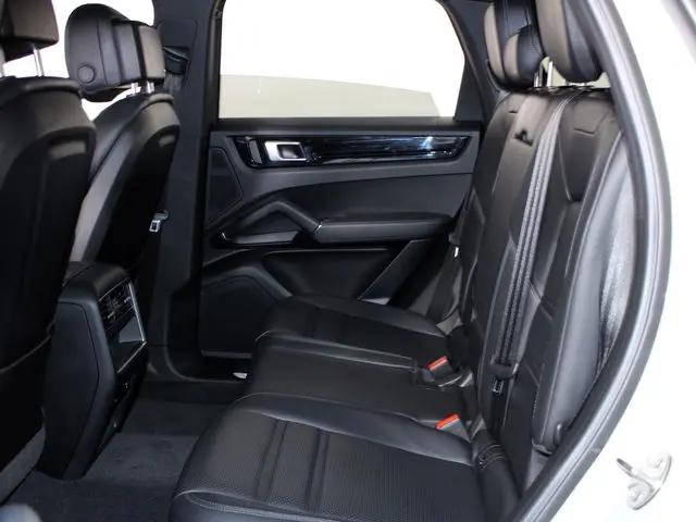 2023 Porsche Cayenne Cayenne