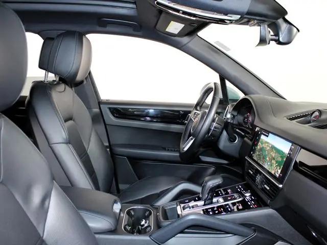 2023 Porsche Cayenne Cayenne