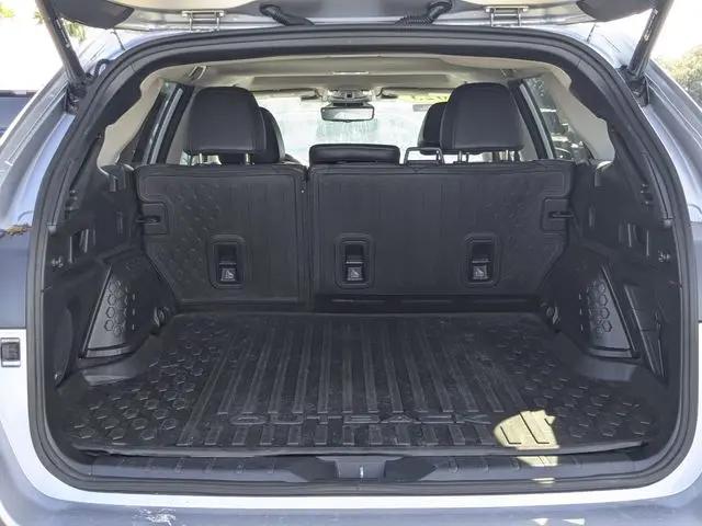2023 Subaru Outback Touring XT