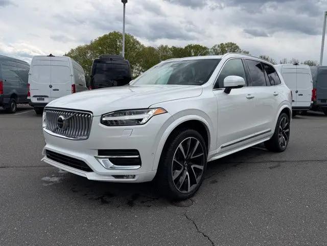 2023 Volvo XC90 B6 Plus 7-Seater