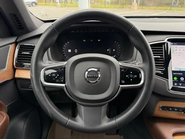 2023 Volvo XC90 B6 Plus 7-Seater