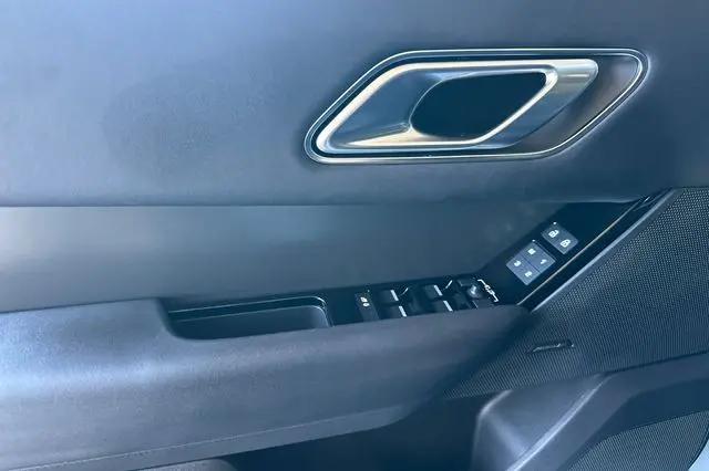 2024 Land Rover Range Rover Velar P250 Dynamic SE