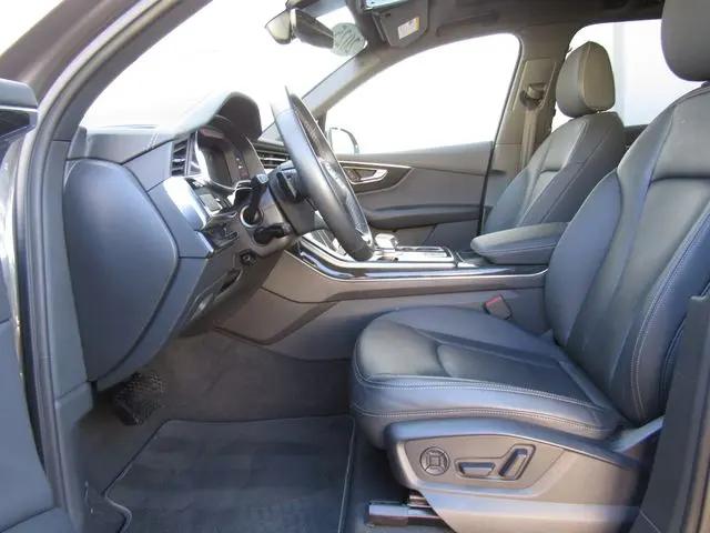 2025 Audi Q7 Premium 55 TFSI quattro Tiptronic