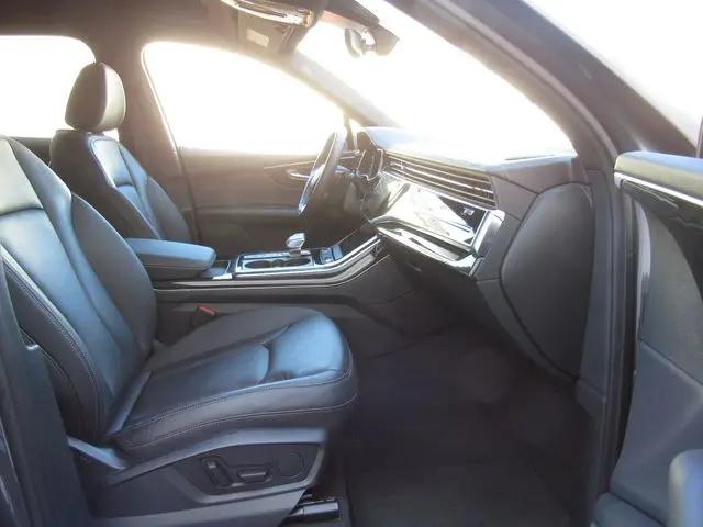 2025 Audi Q7 Premium 55 TFSI quattro Tiptronic