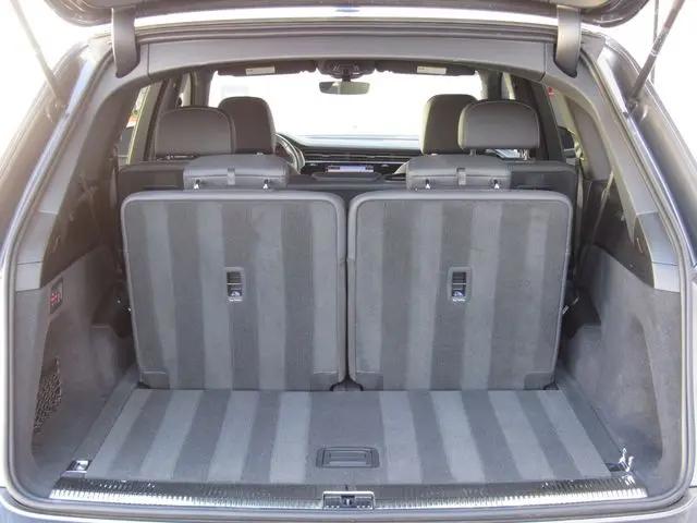 2025 Audi Q7 Premium 55 TFSI quattro Tiptronic