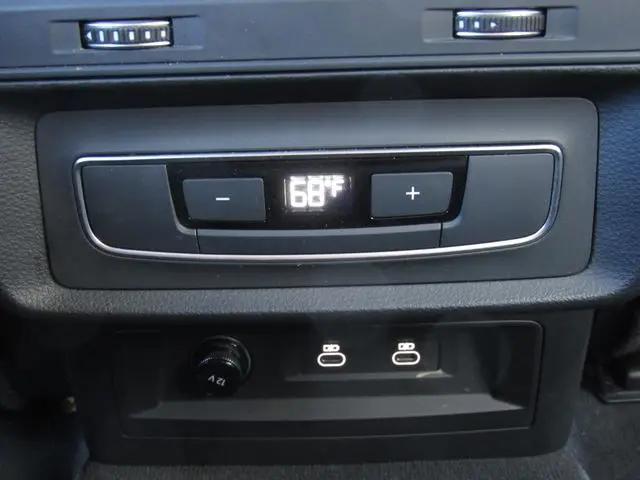2025 Audi Q7 Premium 55 TFSI quattro Tiptronic
