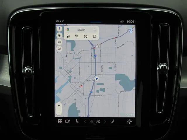 2024 Volvo XC40 B5 Core Bright Theme