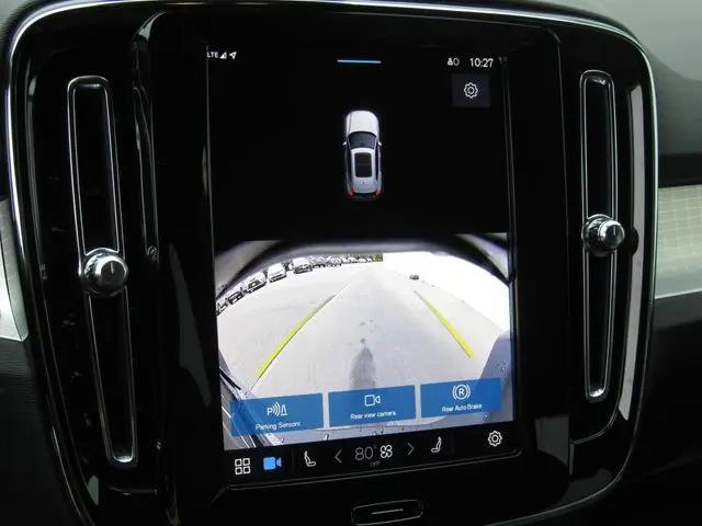 2024 Volvo XC40 B5 Core Bright Theme