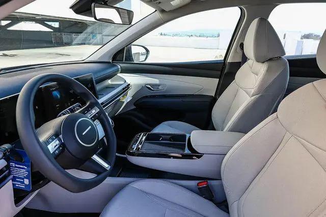 2026 Hyundai Tucson Hybrid Blue SE