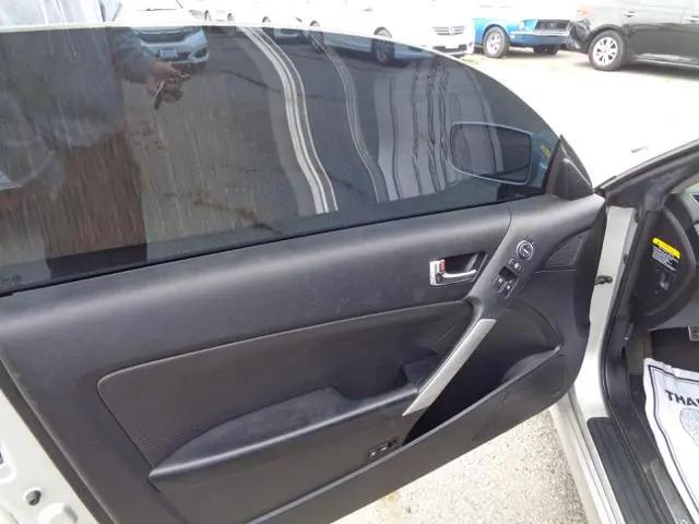 2010 Hyundai Genesis Coupe 3.8 Track