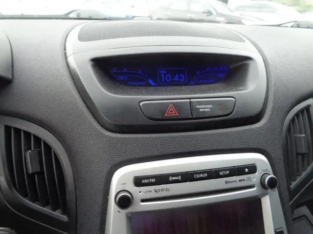 2010 Hyundai Genesis Coupe 3.8 Track