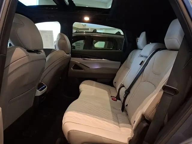 2027 INFINITI X6 AUTOGRAPH