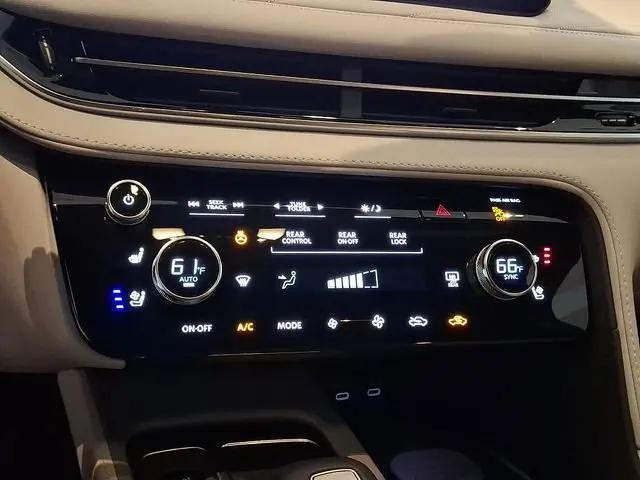 2027 INFINITI X6 AUTOGRAPH