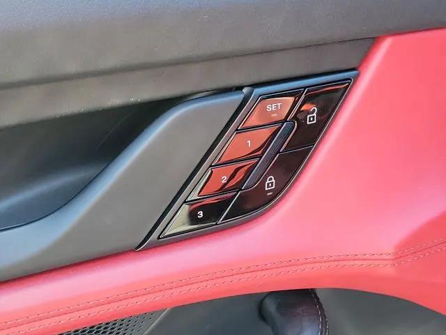 2020 Porsche Taycan Turbo