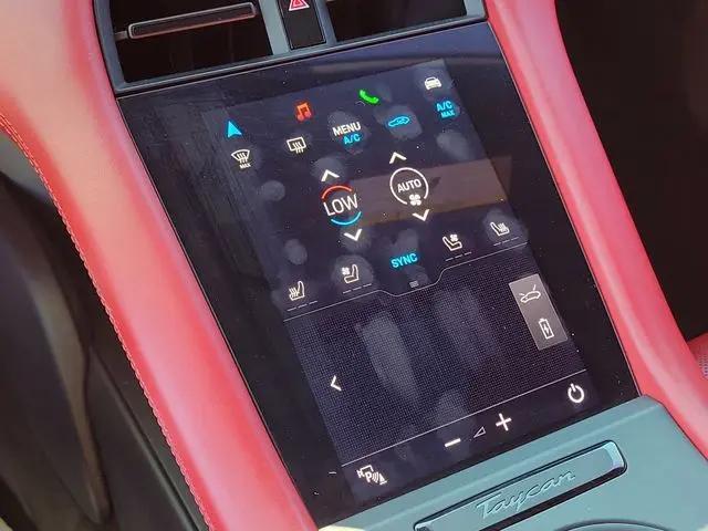 2020 Porsche Taycan Turbo