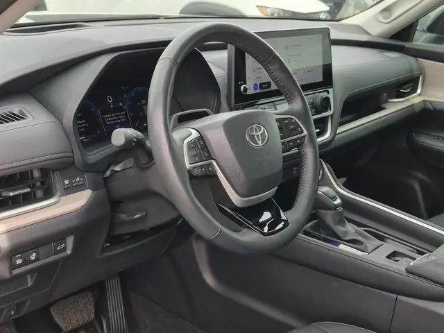 2025 Toyota Grand Highlander XLE