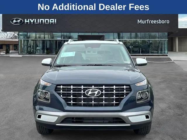 2026 Hyundai Venue SEL w/Two-Tone Roof