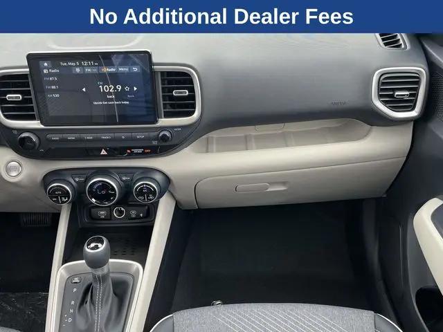 2026 Hyundai Venue SEL w/Two-Tone Roof