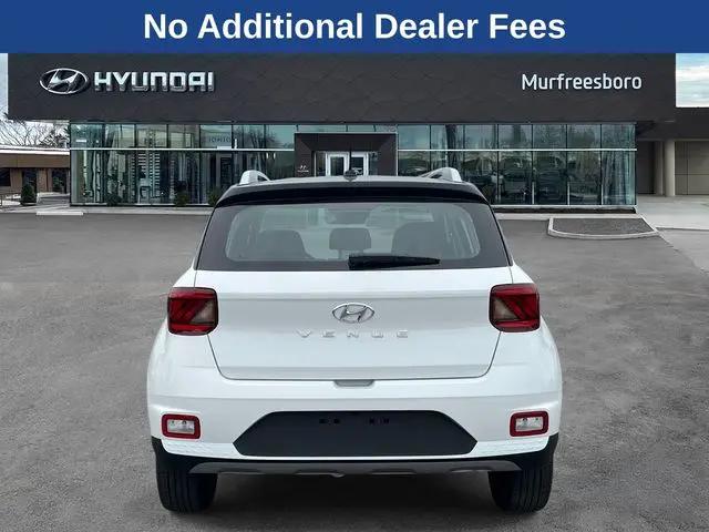 2026 Hyundai Venue SEL w/Two-Tone Roof