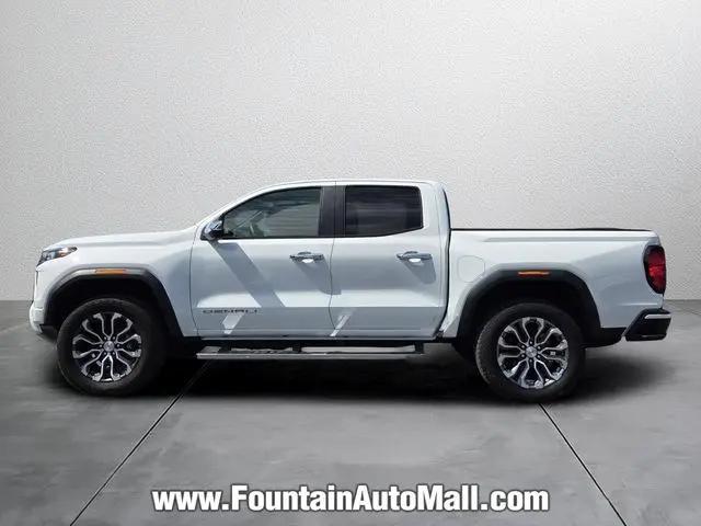 2023 GMC Canyon 4WD Crew Cab Short Box Denali
