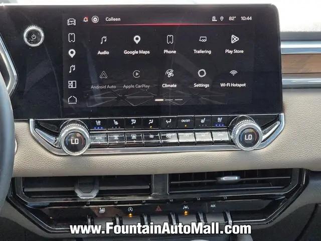 2023 GMC Canyon 4WD Crew Cab Short Box Denali