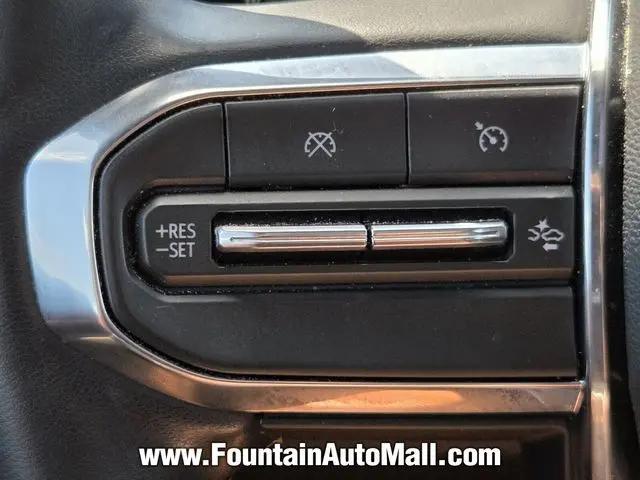 2023 GMC Canyon 4WD Crew Cab Short Box Denali